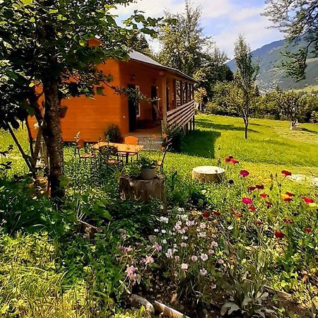 Cottage Shgedi メスティア エクステリア 写真