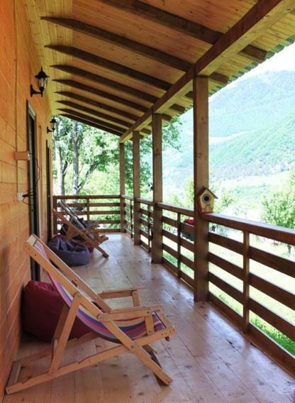 Cottage Shgedi メスティア エクステリア 写真